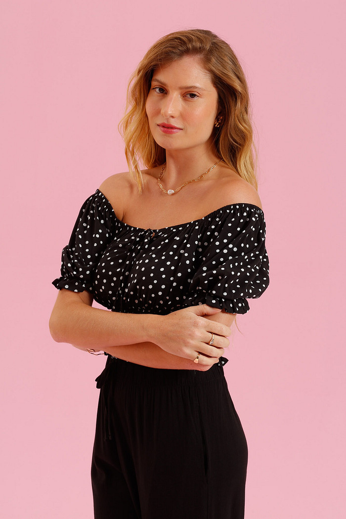BLUSA POA FUNDO PRETO