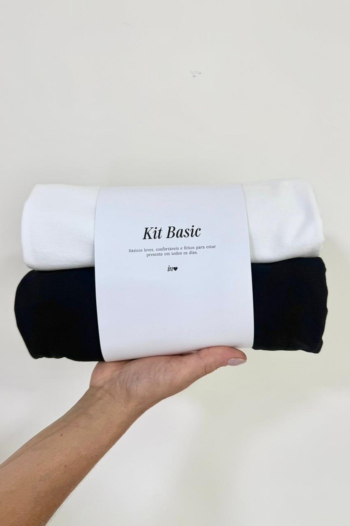 KIT T-SHIRTS OVER PRETO/BRANCO