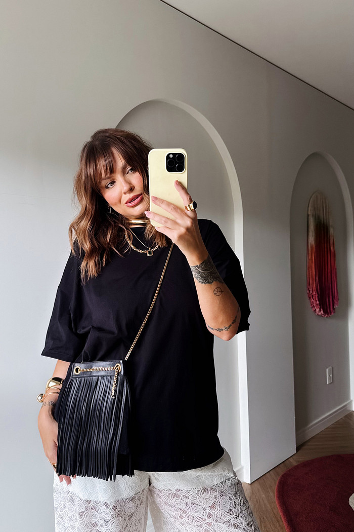 T-SHIRT OVER MARINA PRETO