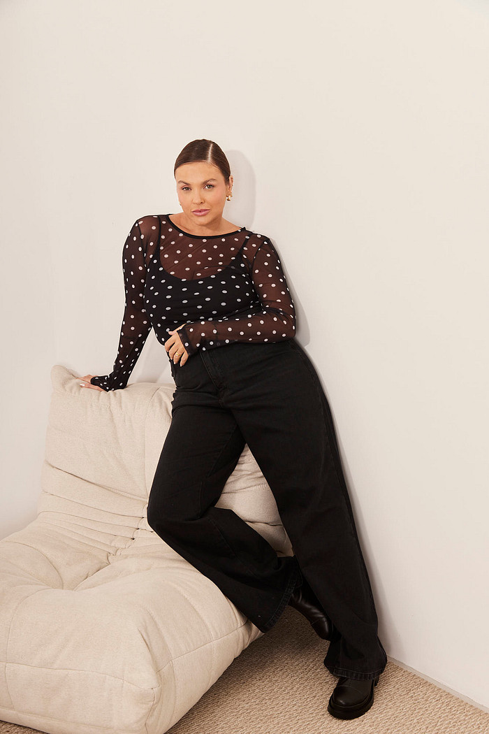 CALÇA WIDE LEG BLACK JEANS PRETO ESTONADO