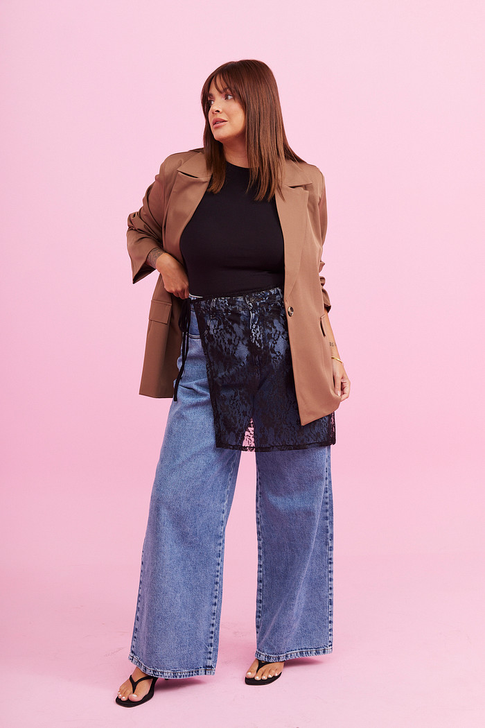 LENÇO SAIOTE DE RENDA PRETO