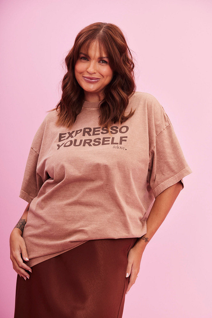 T-SHIRT OVER EXPRESSO BEGE
