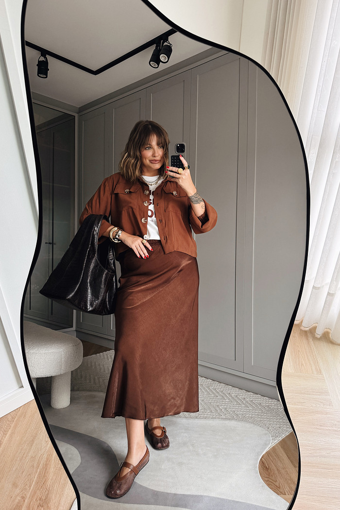 SAIA MIDI DE CETIM SERENA MARROM