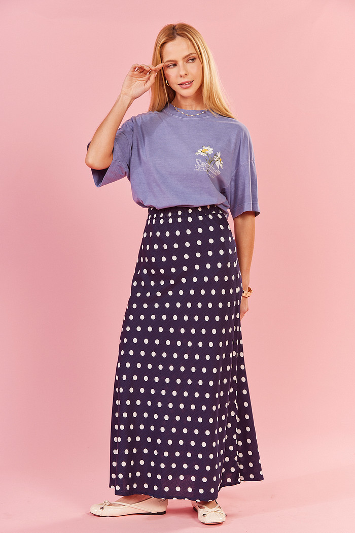 SAIA MIDI GABI POA FUNDO AZUL