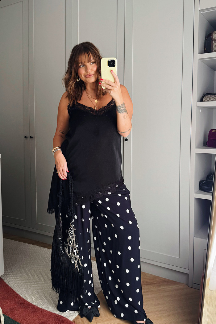 CALCA JOANA POA FUNDO PRETO