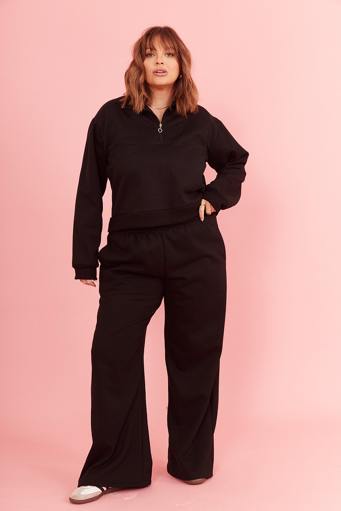 CALÇA DE MOLETOM CAMILE PRETO