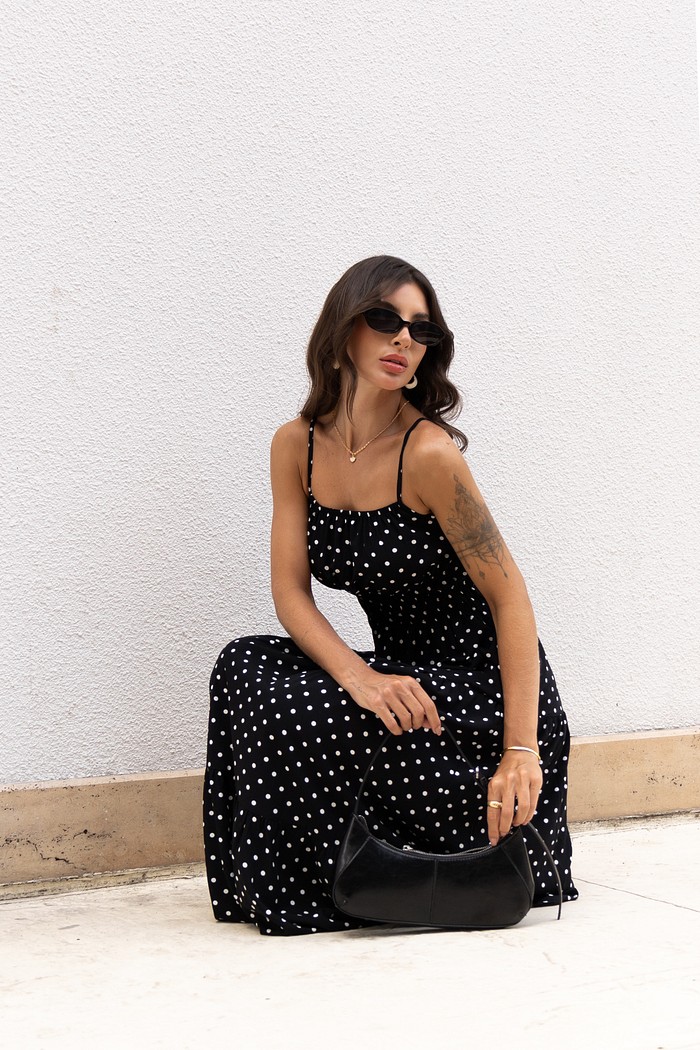 VESTIDO TAINARA POA FUNDO PRETO