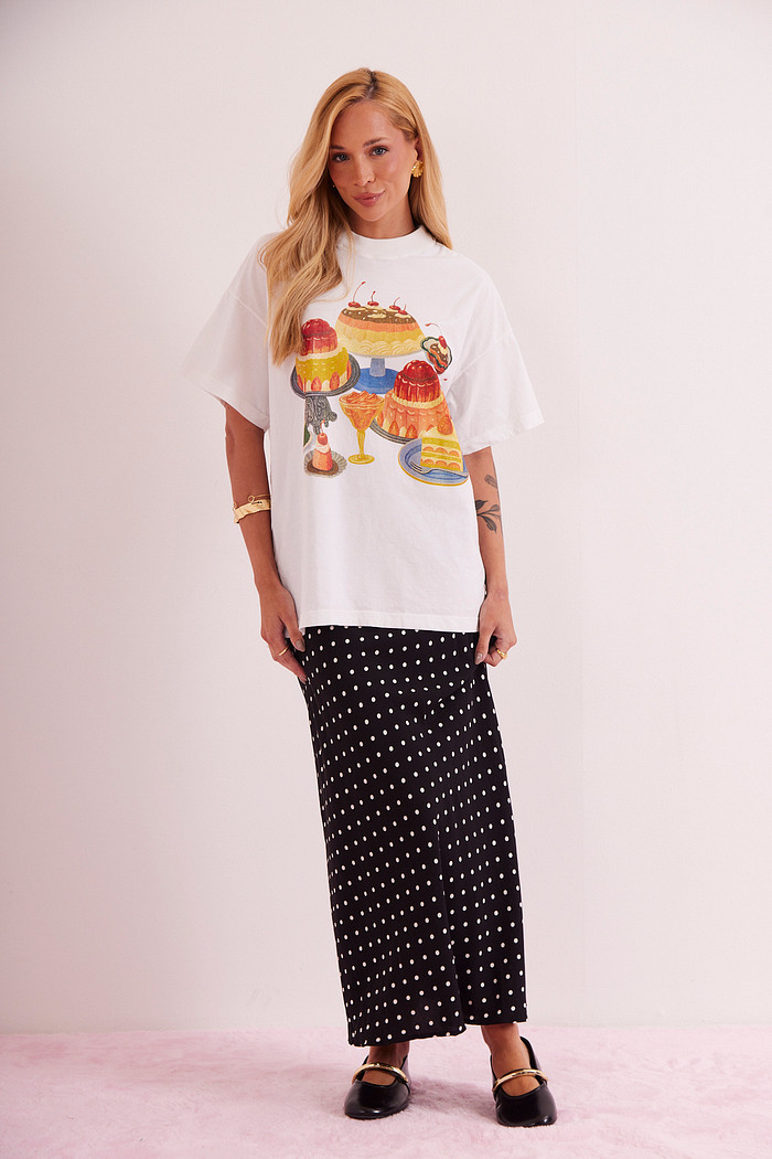 SAIA MIDI JULIA POA FUNDO PRETO