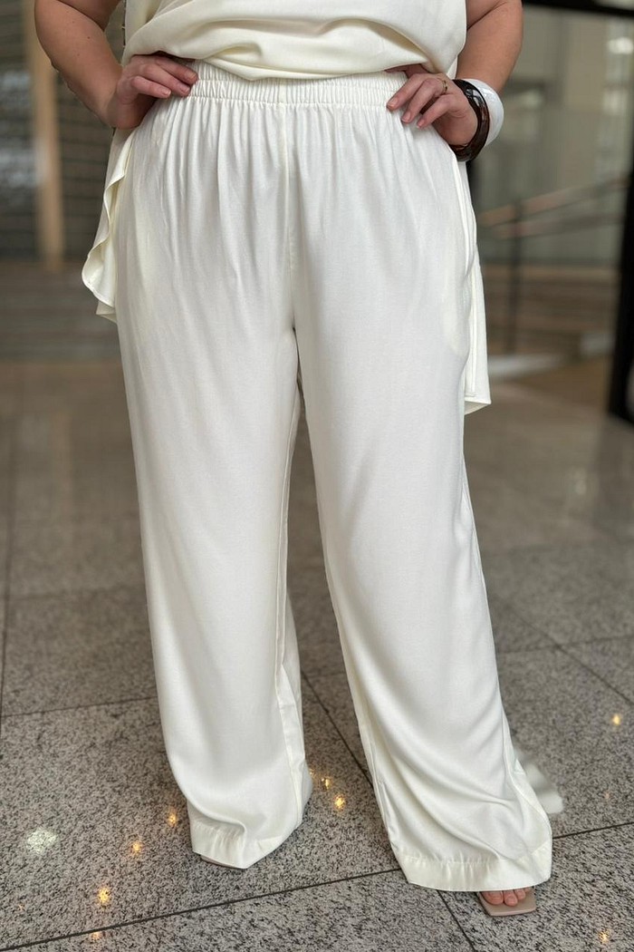 CALCA RETA CINTURA ALTA OFF WHITE LANÇA PERFUME