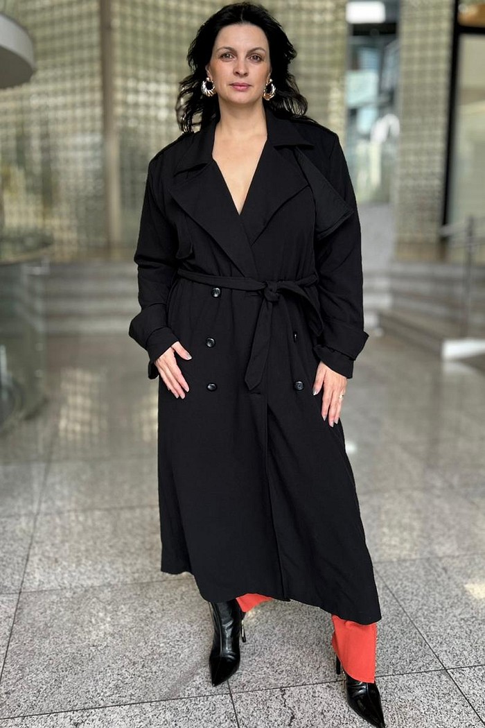 TRENCH COAT ALONGADO PRETO LANÇA PERFUME