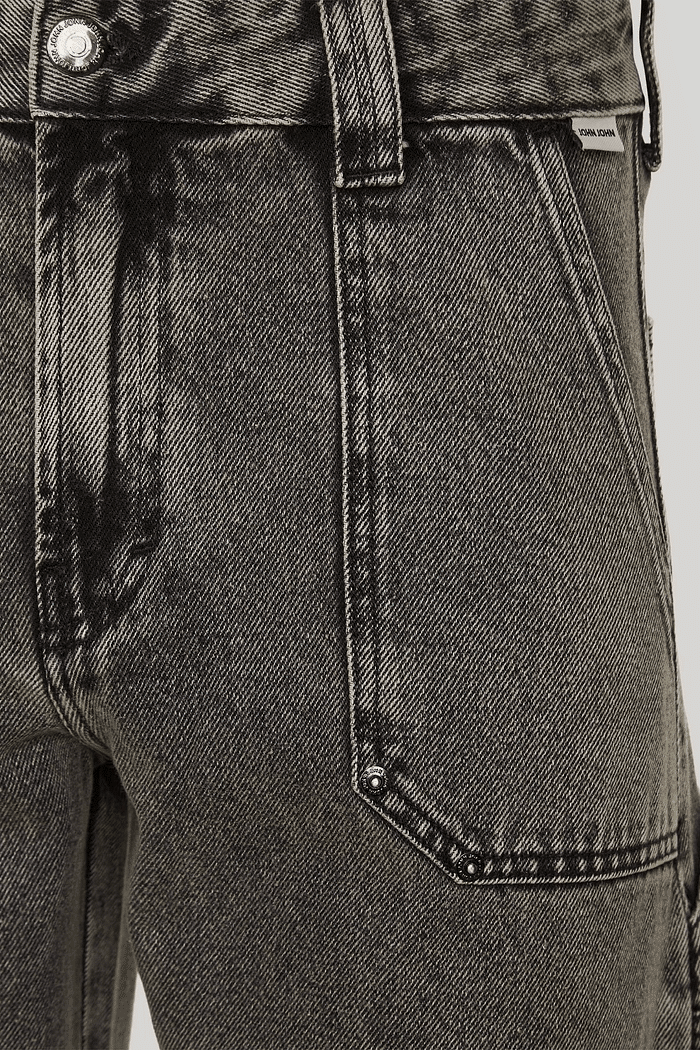 CALCA BARREL CARGO JEANS BLACK MEDIO JOHN JOHN