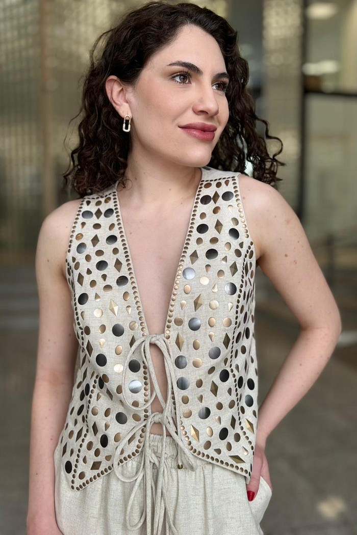 COLETE COM APLICACOES COM LINHO LANÇA PERFUME