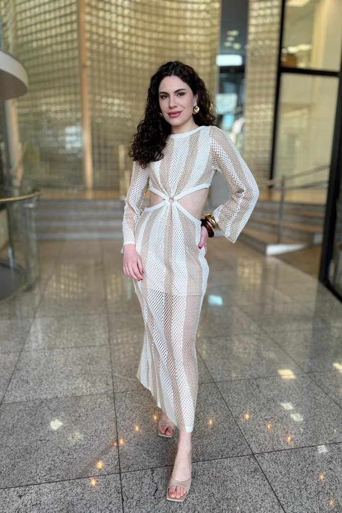 VESTIDO TRICOT LONGO COM CUT OUT LANÇA PERFUME