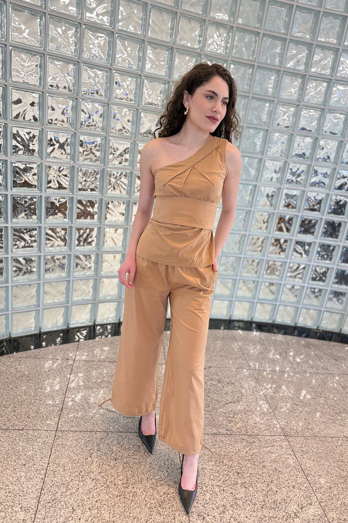 CALCA JOGGING ALTA  CAMEL MORENA ROSA