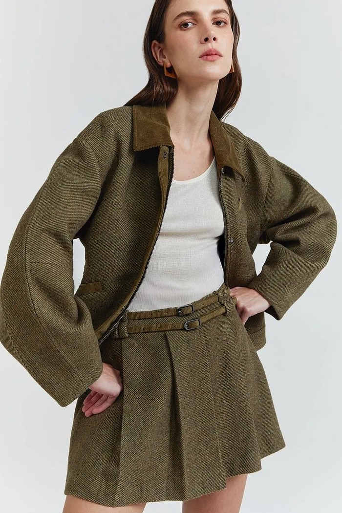 SAIA ISADORA MARROM SELA NV