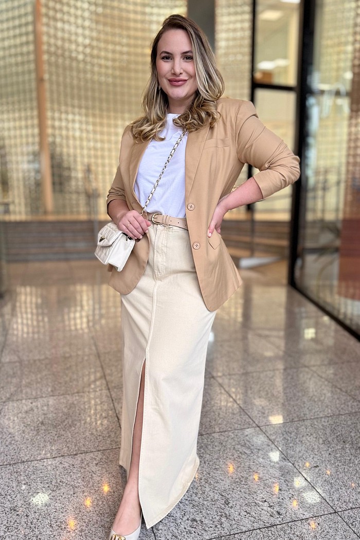 BLAZER OVER  BEGE MY PLACE