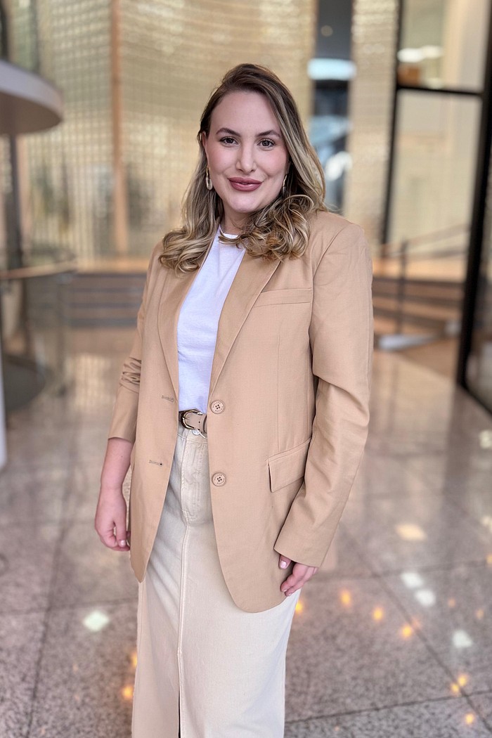 BLAZER OVER  BEGE MY PLACE