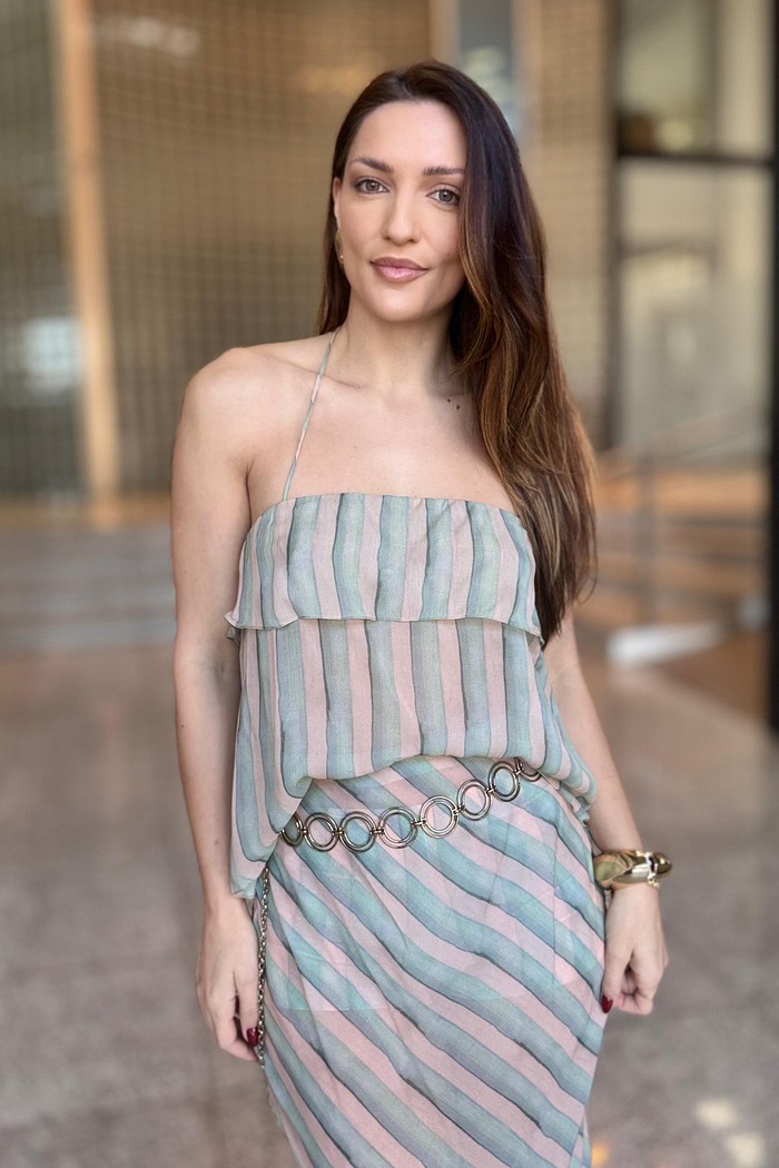 TOP FRENTE UNICA LISTRAS BRILHO ANIMALE