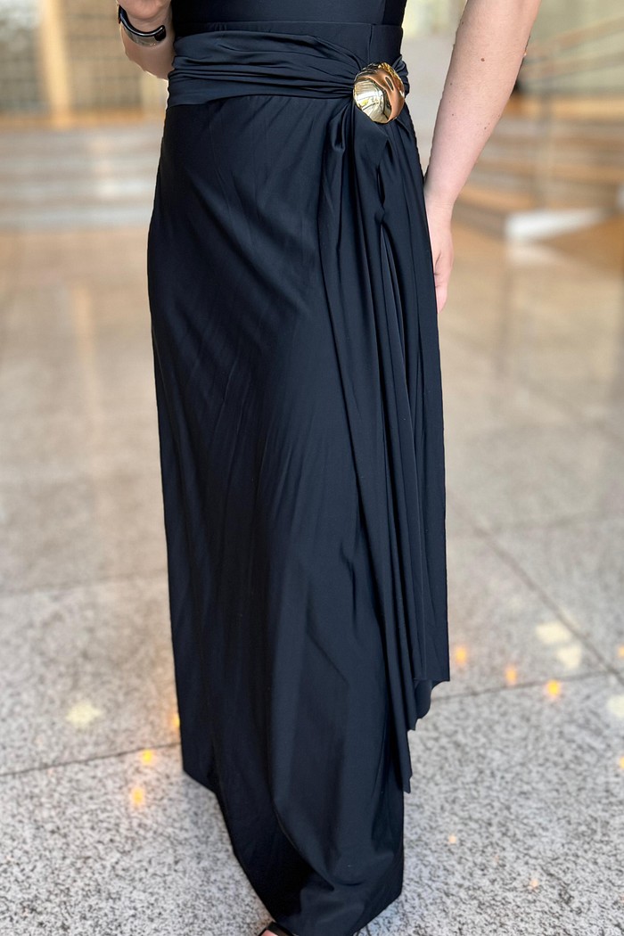 SAIA EVASE SUPER MID PRETA LANÇA PERFUME