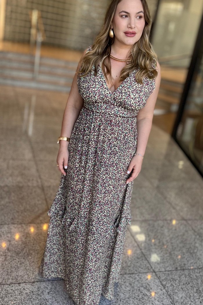 VESTIDO SOLTO DECOTE V COM ALCA MIDI MORENA ROSA