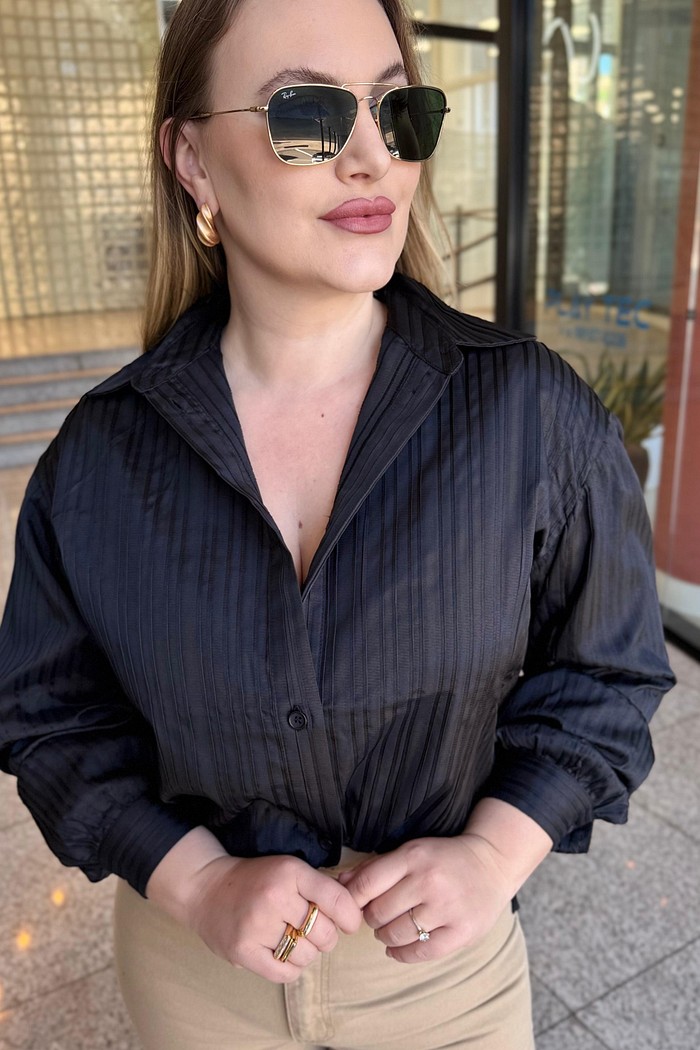 CAMISA MAGGIE PRETA JOHN JOHN