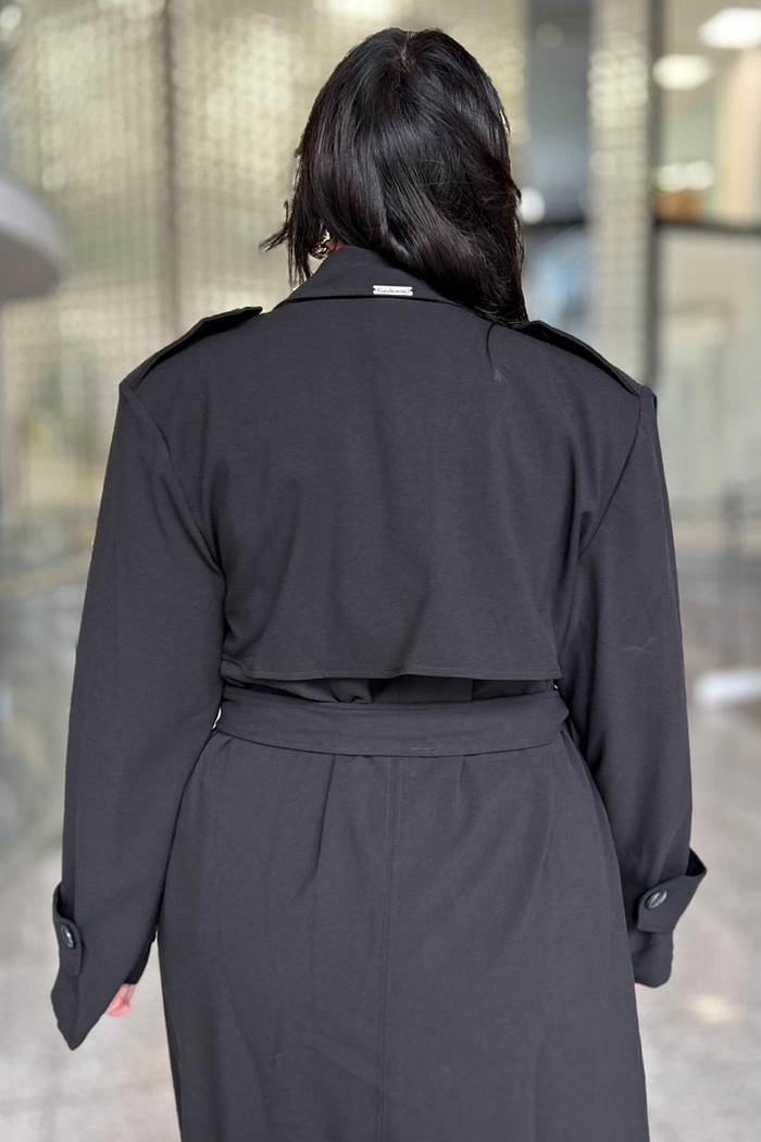 TRENCH COAT ALONGADO PRETO LANÇA PERFUME