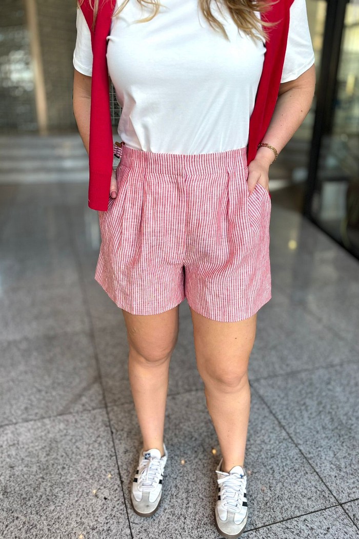 SHORT GIGI VERMELHO SALSA NV