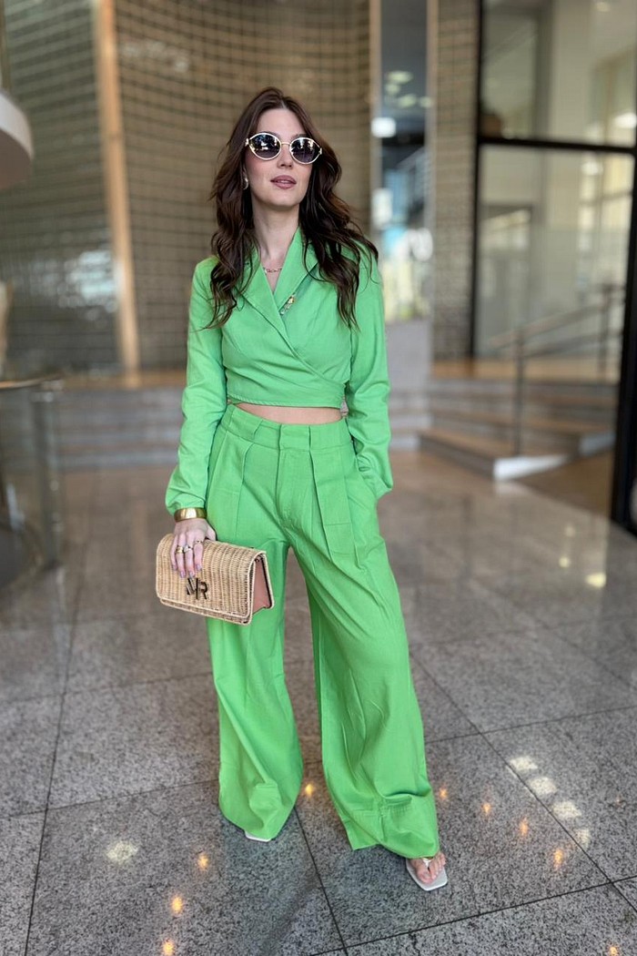 CALCA PANTALONA COS INTERMEDIARIO COM PREGAS MORENA ROSA