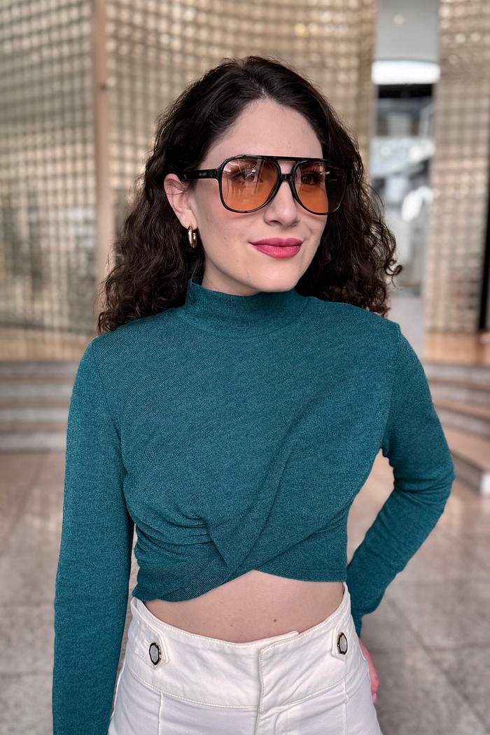 BLUSA GOLA ALTA  TRANSPASSE FRONTAL MORENA ROSA