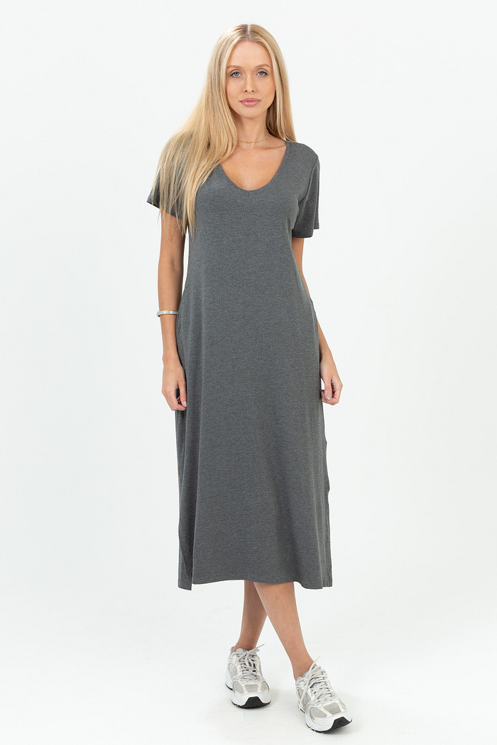 Vestido Feminino Viscolycra Solto Midi com Bolsos Leve