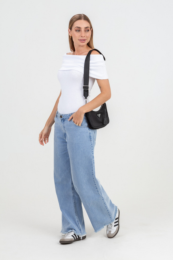 Regata Ombro a Ombro em Malha Canelada de Algodão