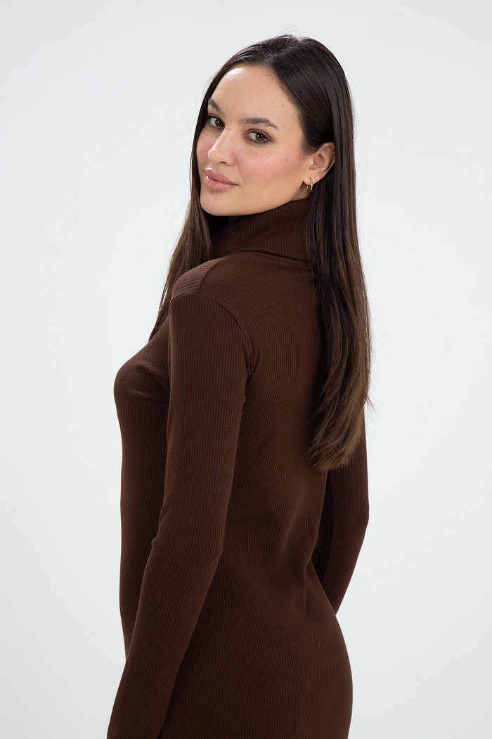 Vestido Canelado Gola Volumosa Manga Longa