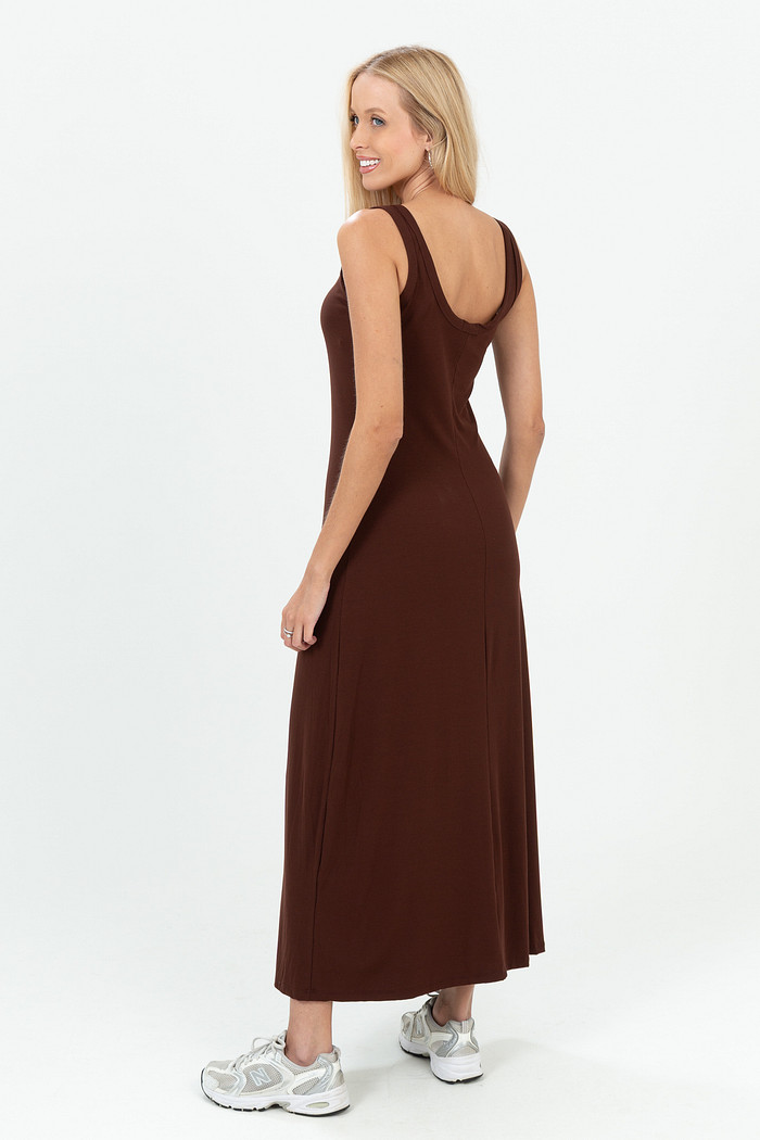 Vestido Feminino Evasê Longo Regata