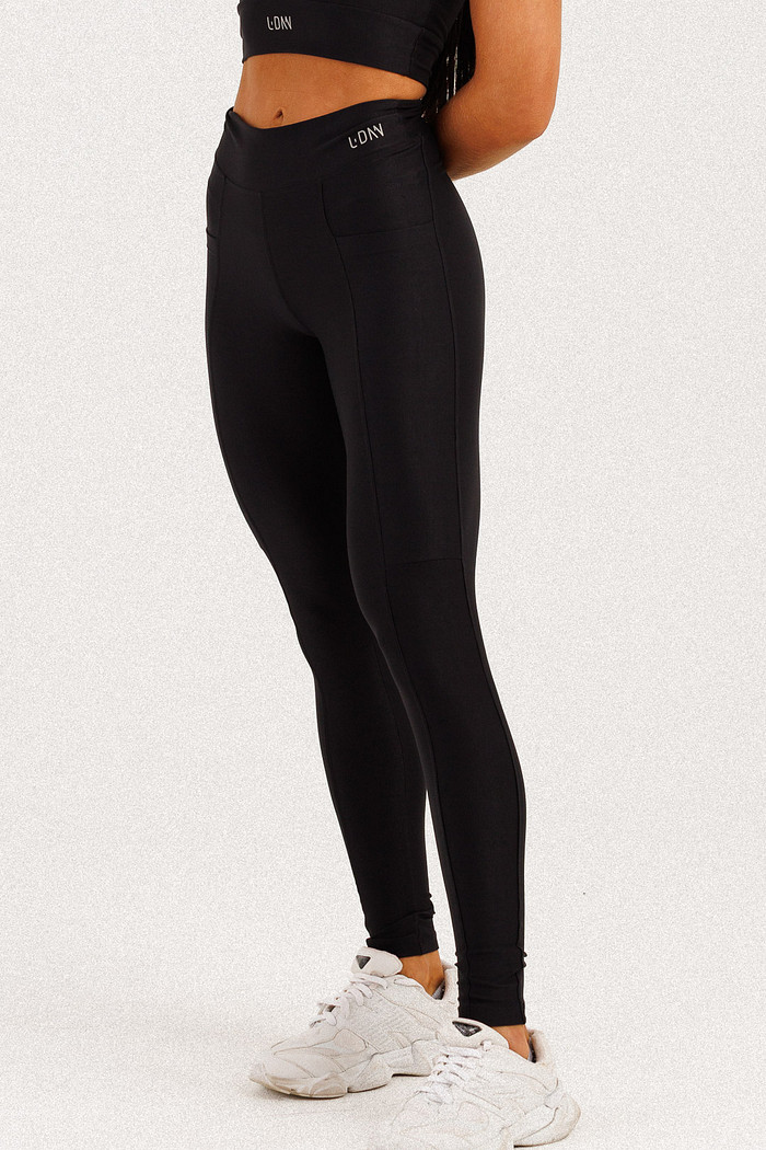 Legging com Bolso Canelado Preto