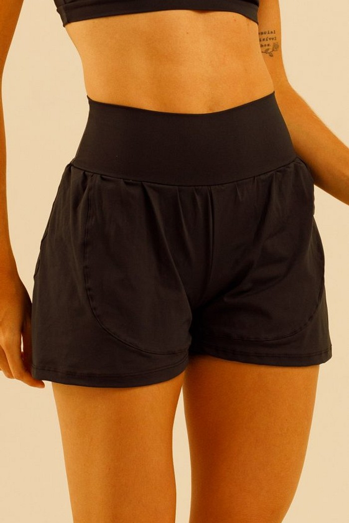 Shorts duplo com Bolso Eva Preto