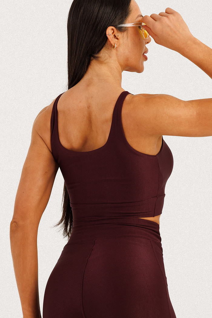 Top Alongado Canelado Roxo Plum