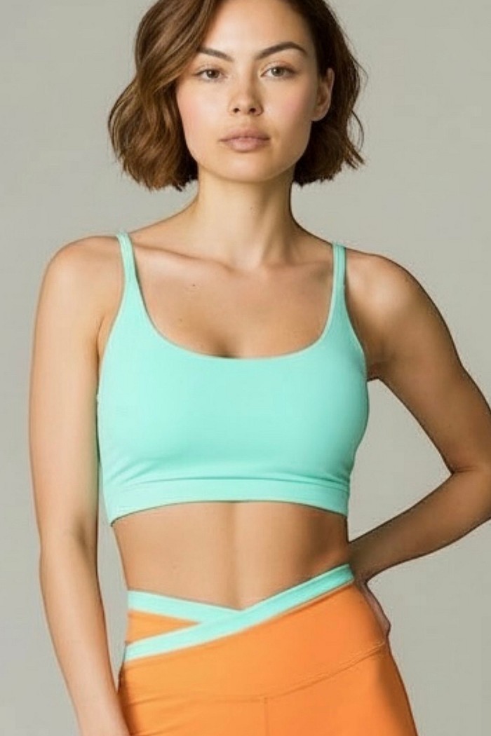 Top Ane Alça Fina Verde Matcha