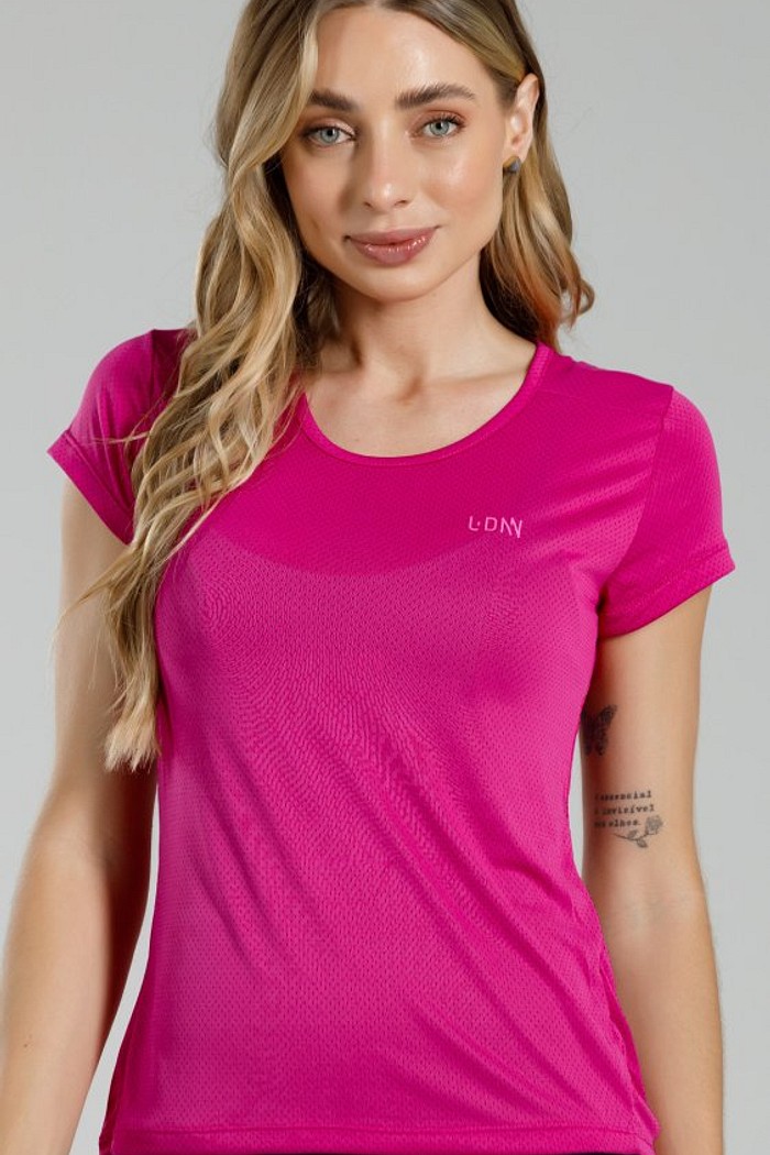 Camiseta Dryfit Rosa Luxuria