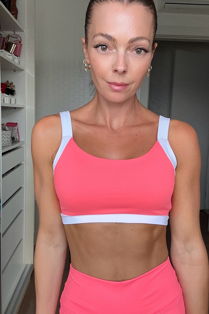 Top Maju Laranja Sunset e Branco