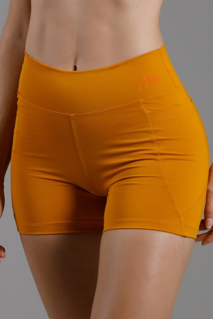 Shorts Isa Mostarda