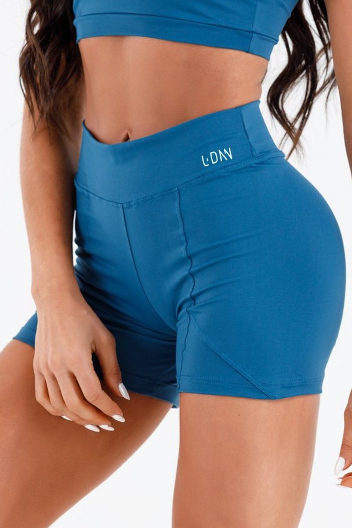 Shorts Gio Azul Galáxia