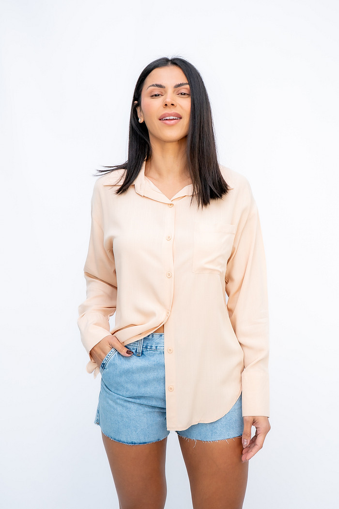 Camisa com Bolso Bege