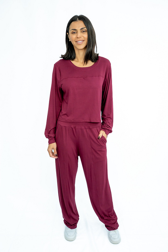 Conjunto Agasalho Malha Calça Reta Marsala