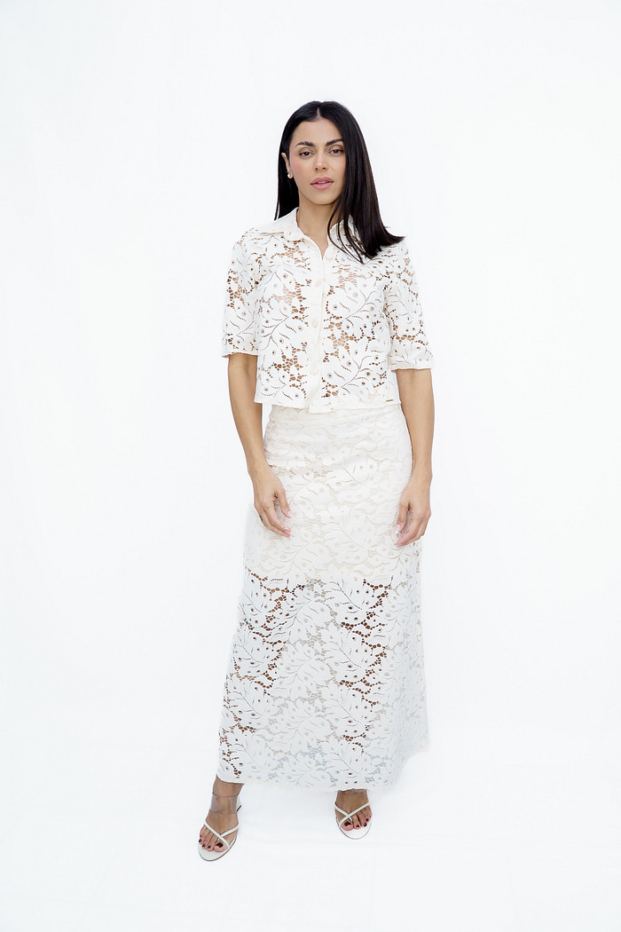 Conjunto Camisa e Saia de Renda Bege Bana Bana