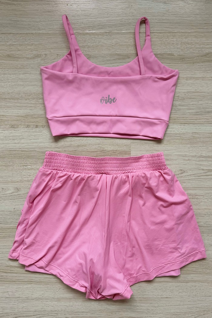 CONJUNTO: TOP E SHORTS FIT CANDY