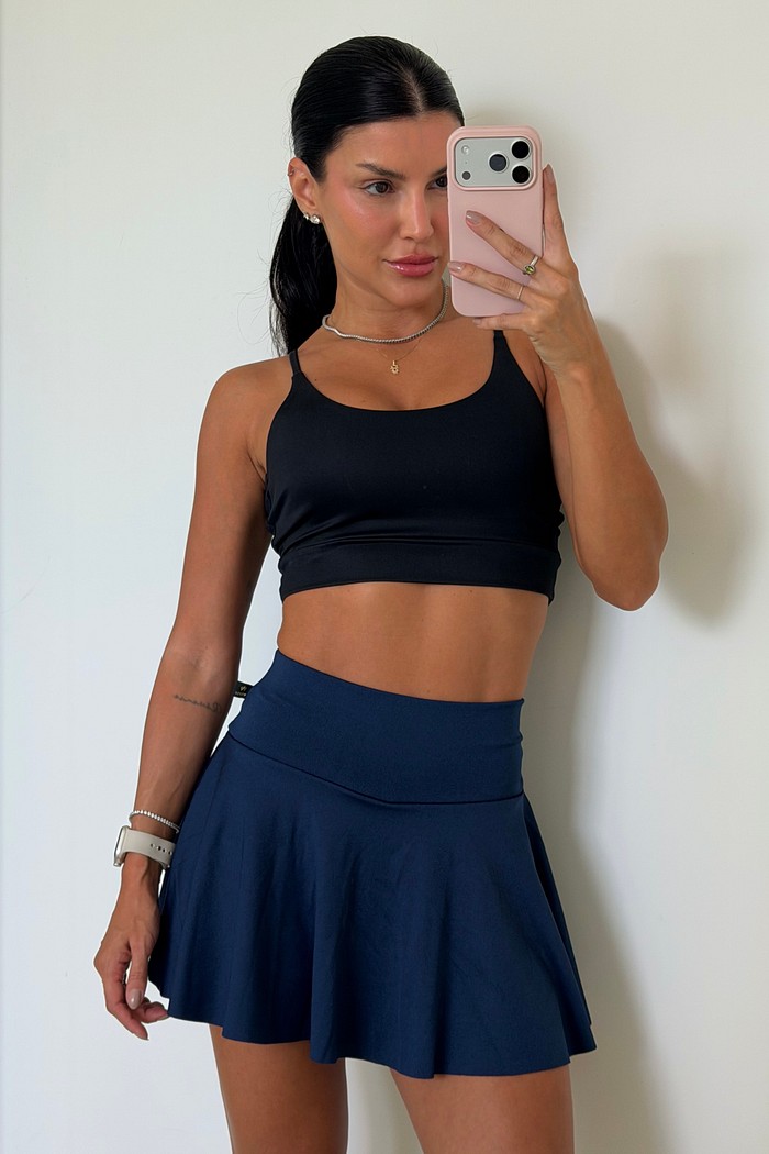 CONJUNTO: TOP FIT BLACK E SHORT SAIA ACTIVE NAVY