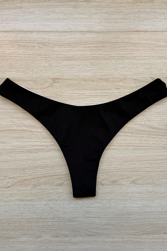 CALCINHA ASA DELTA BLACK+WHITE