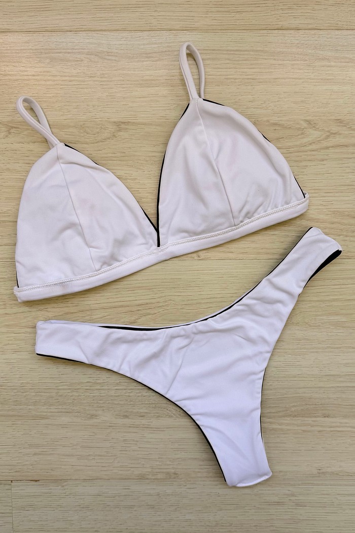 CONJUNTO: TOP KATE E ASA DELTA BLACK+WHITE