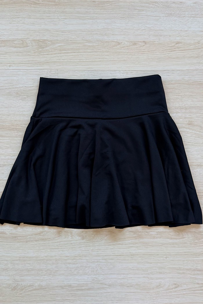 SHORT SAIA ACTIVE BLACK