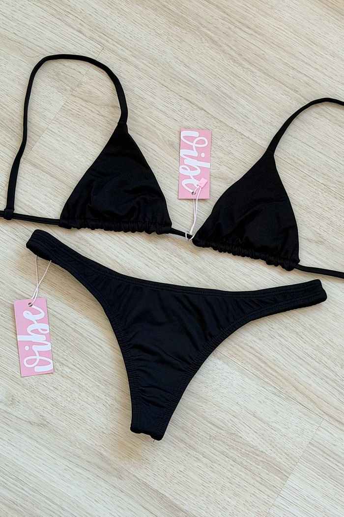 CONJUNTO: TOP LOLA E CALCINHA DUDA BLACK